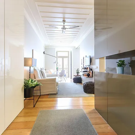 Modern Chiado By Homing Lejlighed